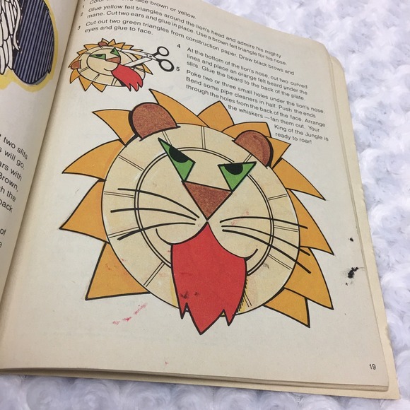 Plenty of Puppets to make Paperback‎ Childrens Book Troll Associates Vtg 1981 - Picture 7 of 7